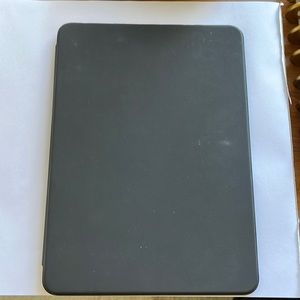 Genuine Apple Smart Keyboard case for iPad Pro 13”
